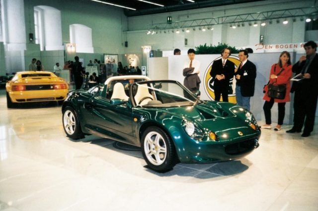 lotus elise frankfurt motor show