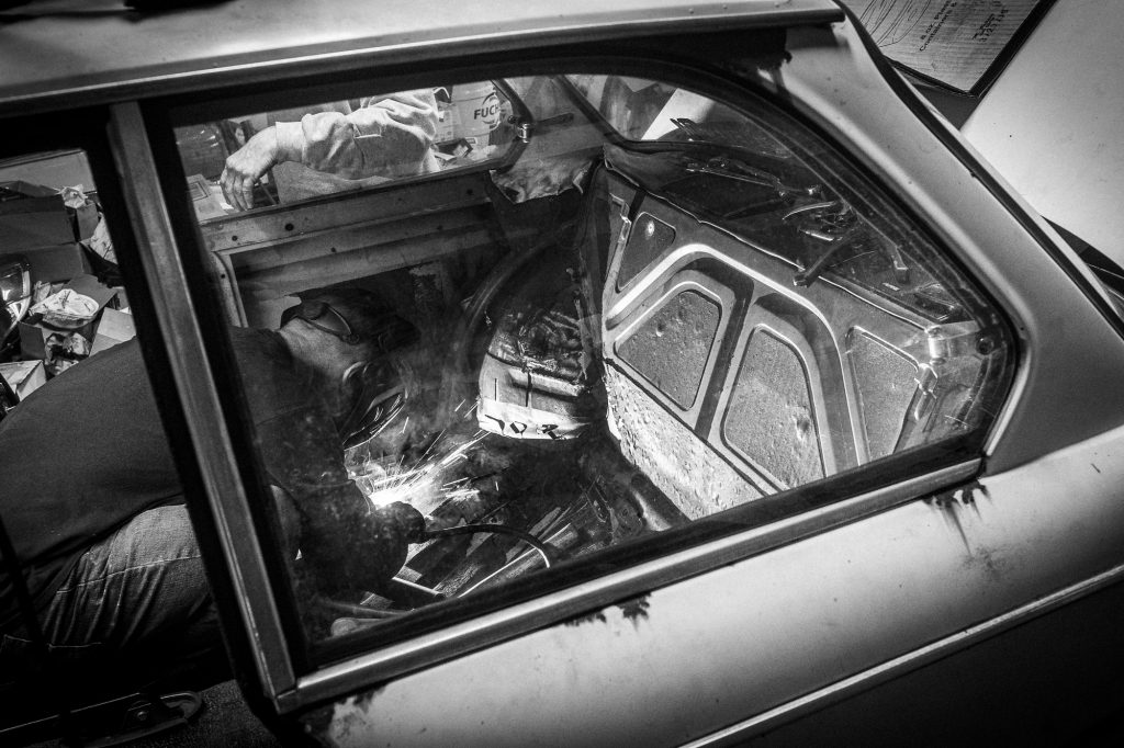 bmw 2002 resto interior welding