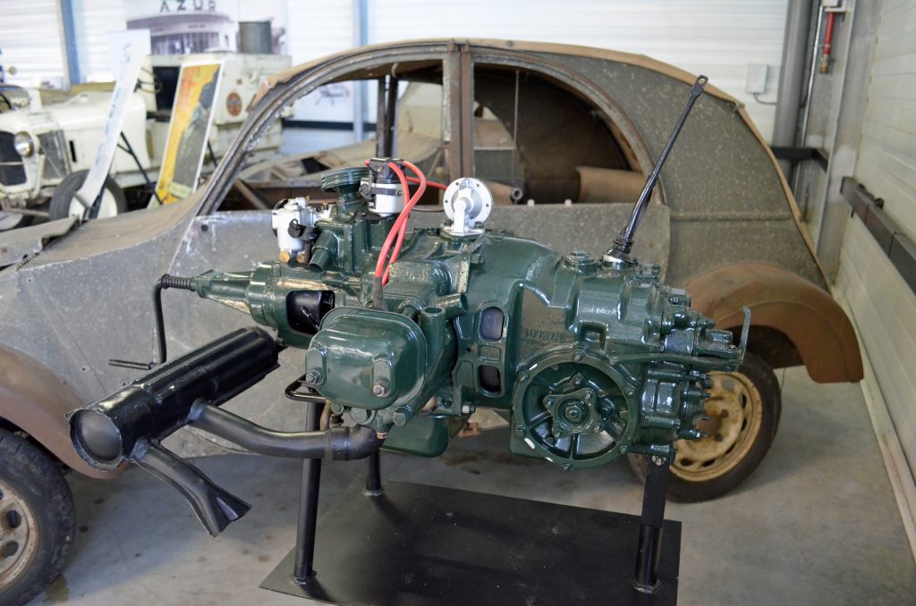 1939 citroen 2cv engine on stand