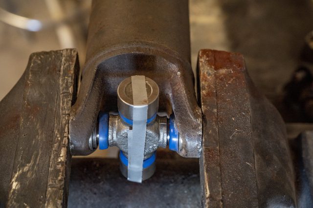 how to replace u joints without a press 40 017 Wrenchin Wednesday Driveshaft