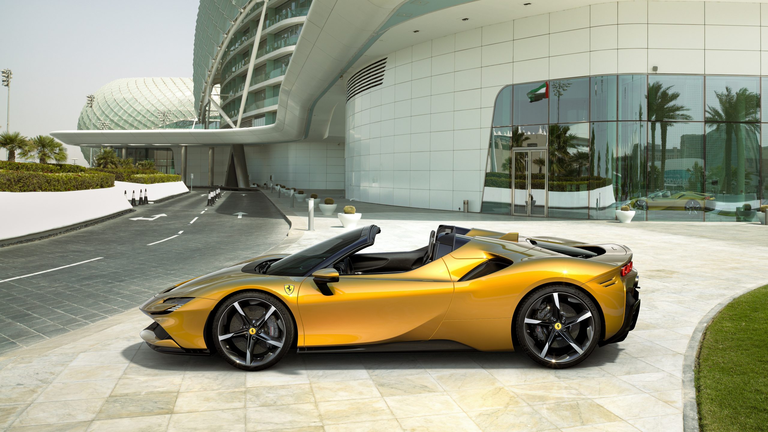 Ferrari's SF90 Spider is your open-air ticket to 986 hybrid horses