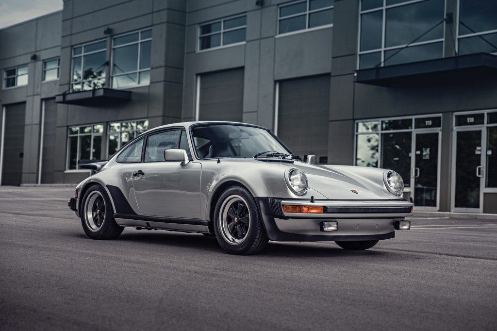 1977 Porsche 911 Turbo Carrera front three-quarter