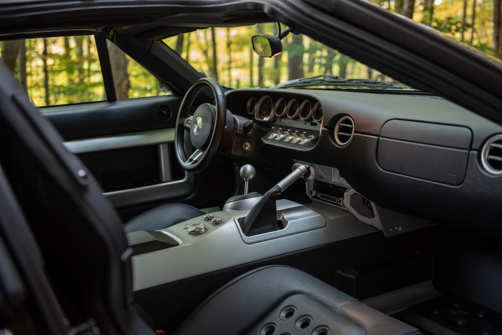 2005 Ford GT interior