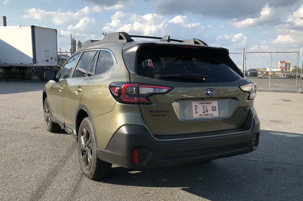 2020 subaru outback rear onyx edition xt
