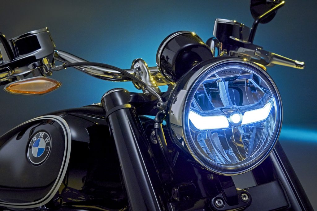 BMW R18 headlight detail