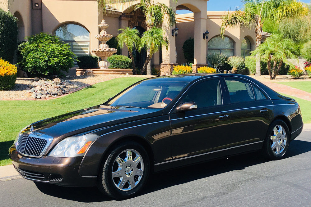 Brown 2004 Maybach front three-quarter
