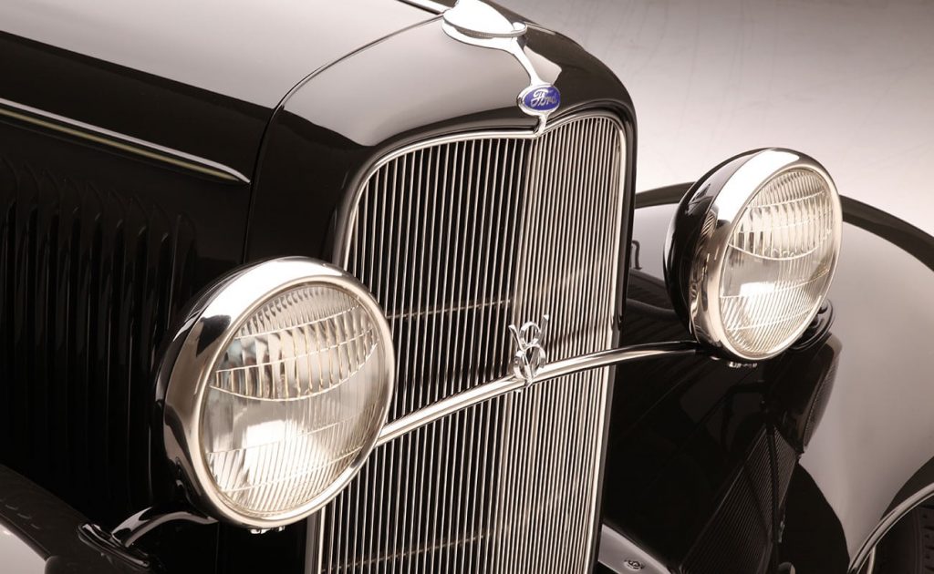Chip Foose Deuce front headlight