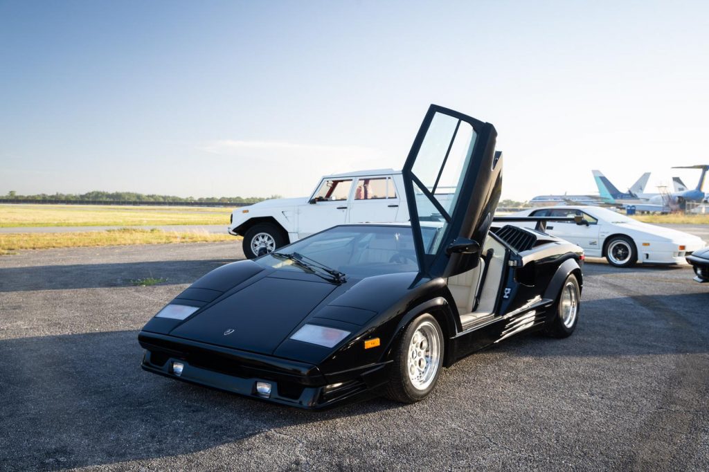 Lamborghini countach sale front three-quarter