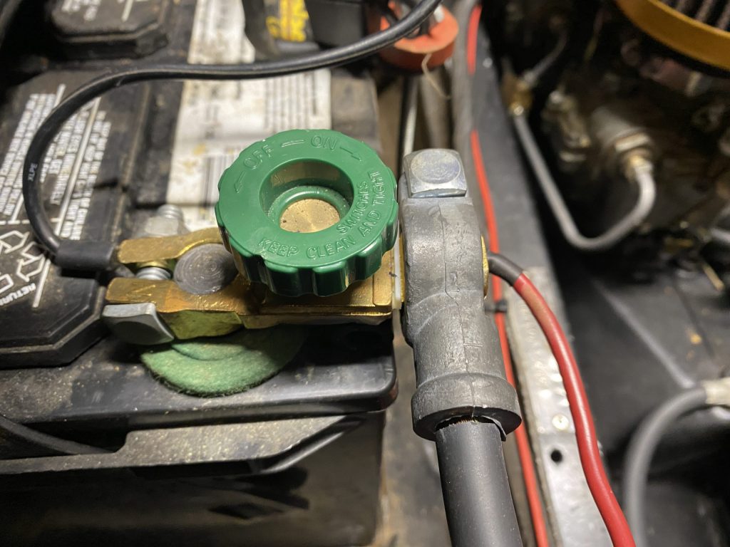 Battery disconnect switch