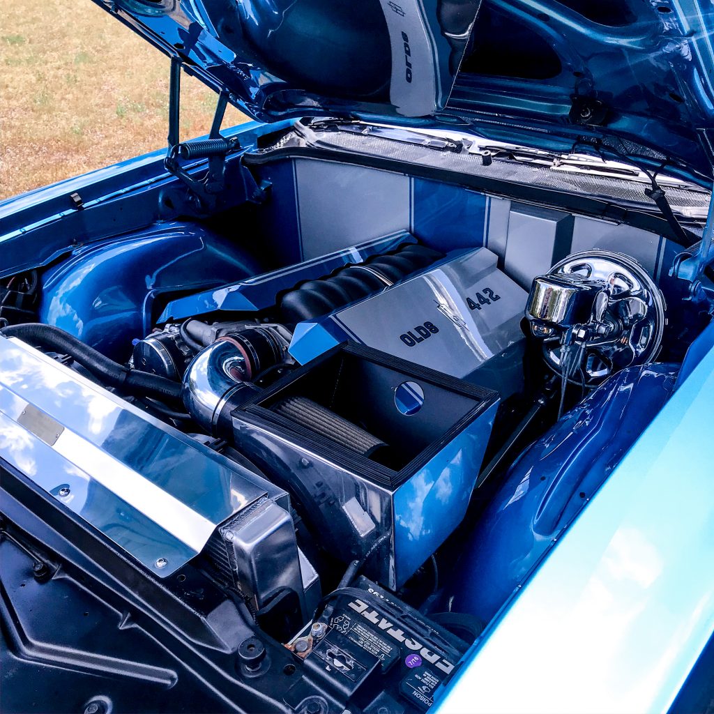 oldmobile 442 restomod GM LS3 crate