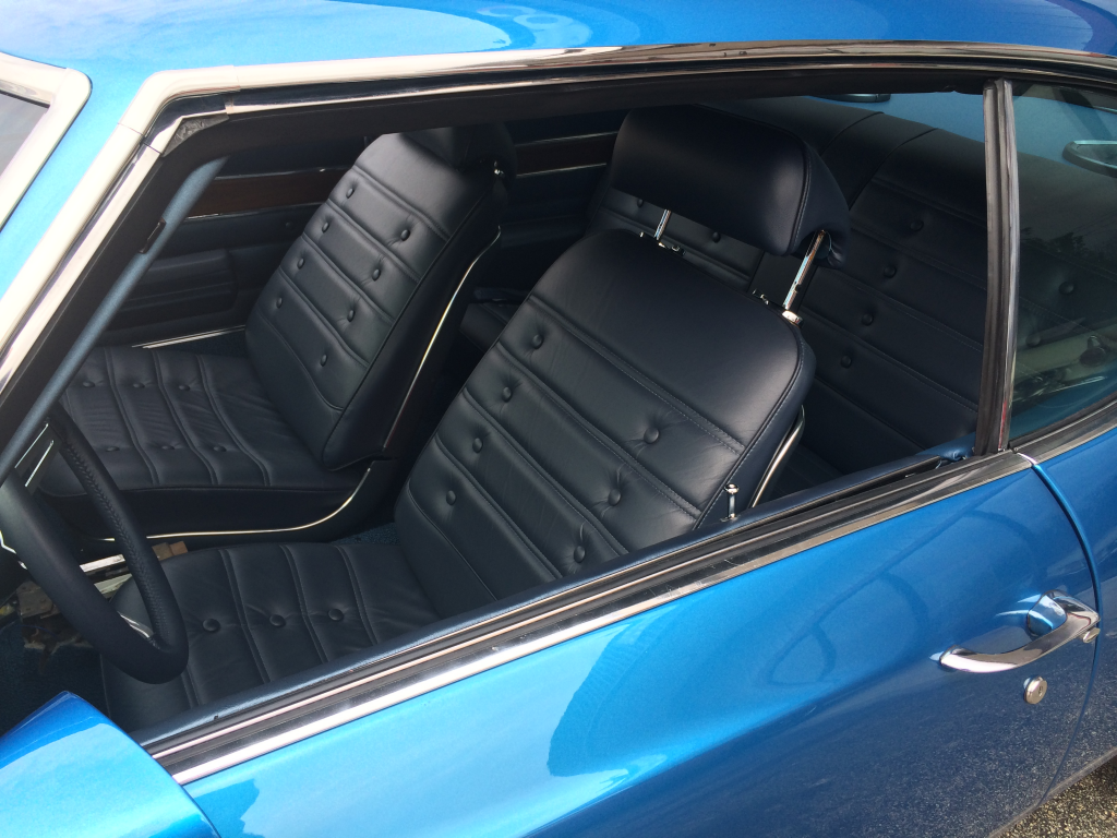 1972 oldsmobile 442 restomod interior