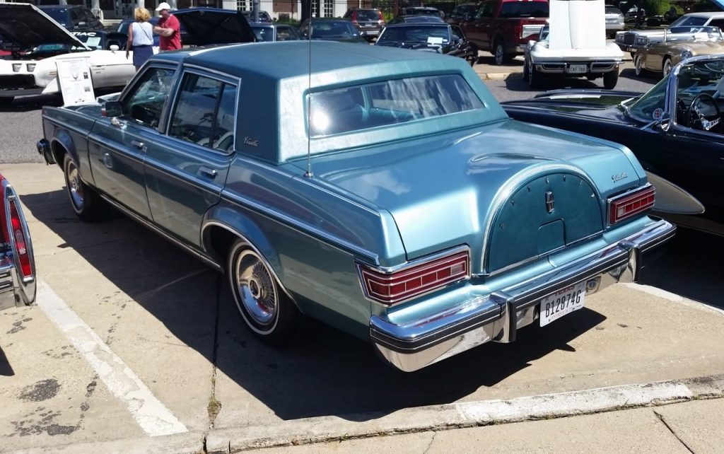 1979 Lincoln Versailles-aqua 02