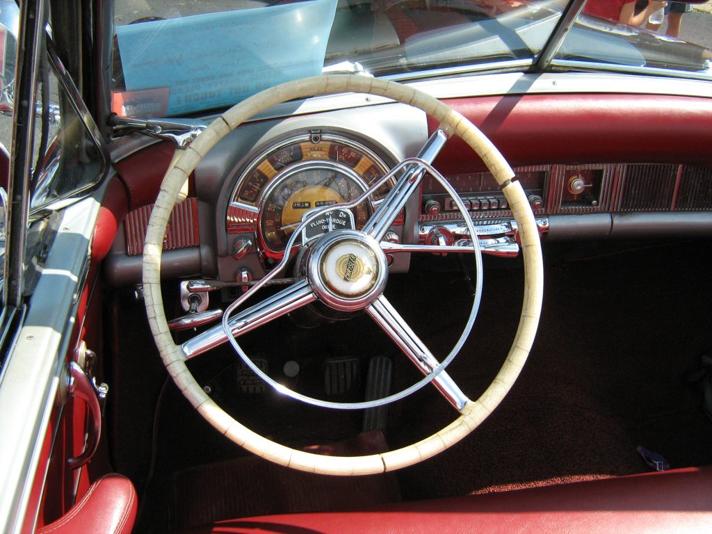 1951_Chrysler_conv_black_va_dash Fluid Drive clutchless