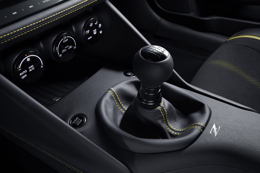 Nissan Proto Z interior manual shifter