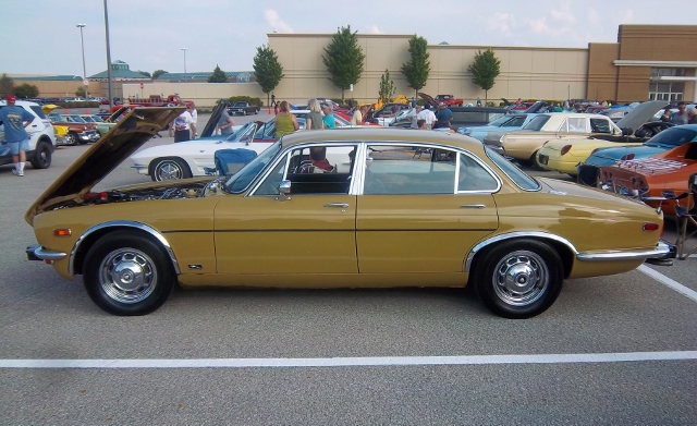 1974 Jaguar XJ12 L 06