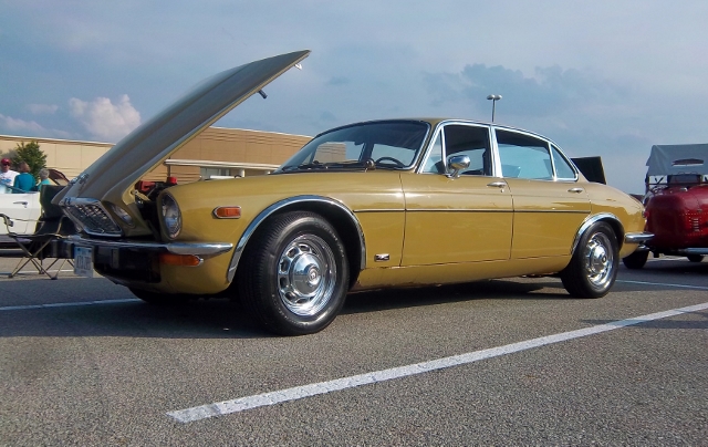 1974 Jaguar XJ12 L 08