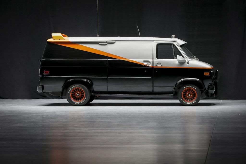 A-Team GMC G-Series 83 Van side profile