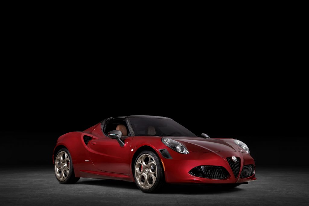 2020 Alfa Romeo 4C Spider 33 Stradale Tributo front three quarter