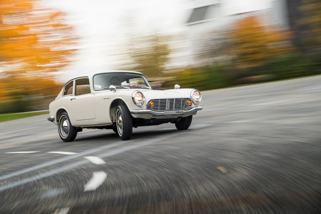 Honda S600 front three-quarter