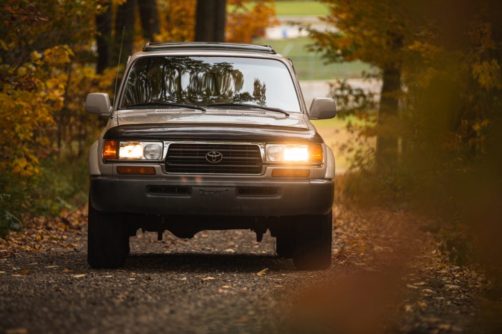 Toyota Land Cruiser FZJ80 front action