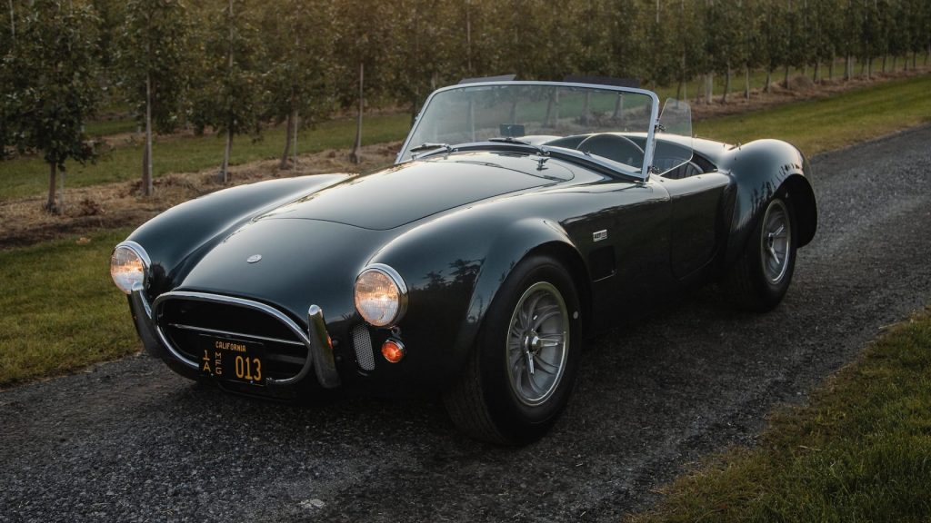 Shelby 427 Cobra Roadster front three-quarter