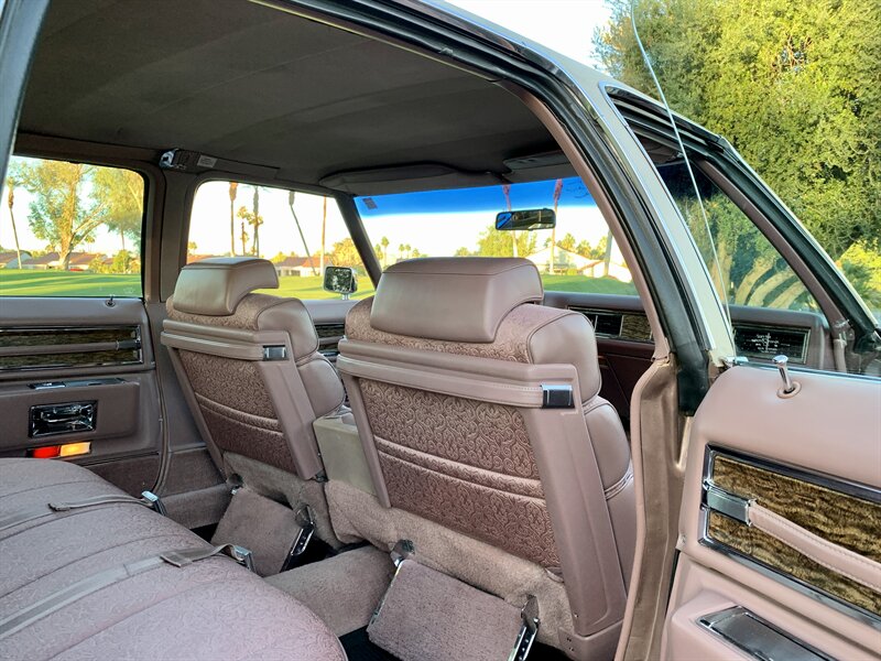 1971 Cadillac Fleetwood Sixty Special Brougham 08