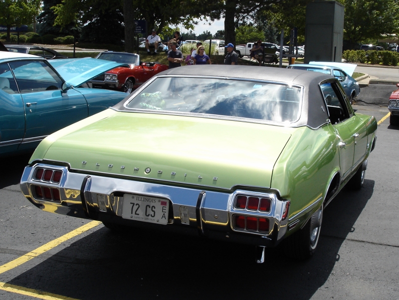 1972 Oldsmobile Cutlass Supreme hardtop sedan 08