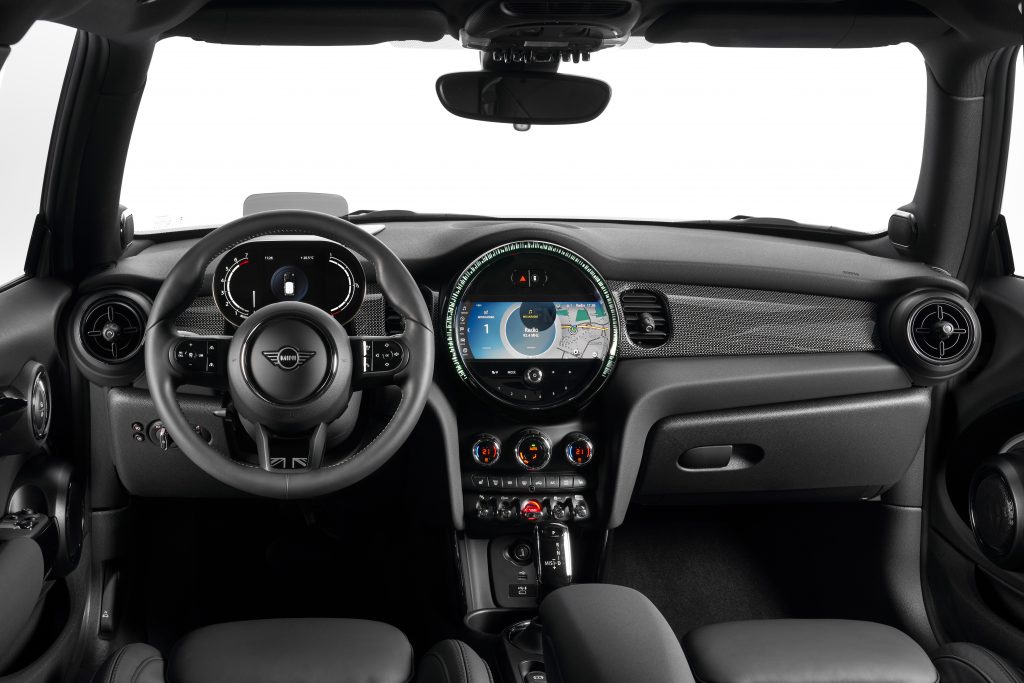 2022 Mini Cooper interior
