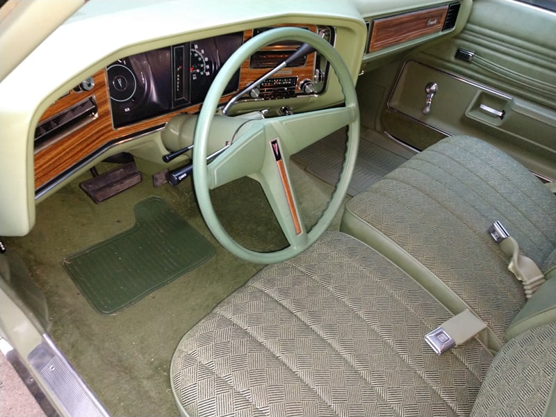1975 Pontiac Bonneville 10
