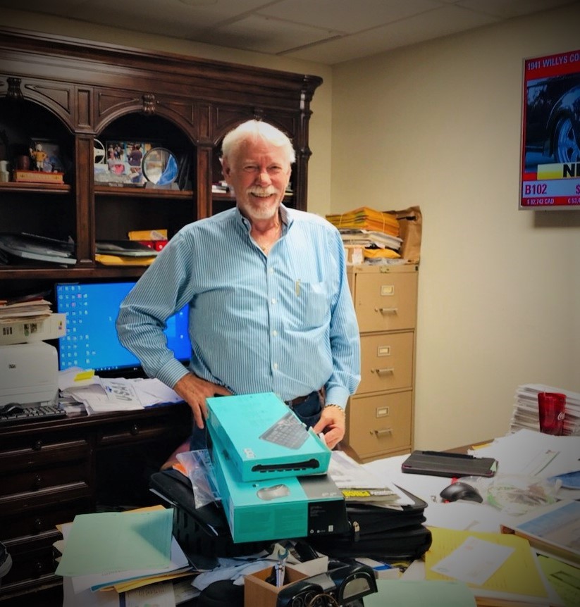 Punta Gorda auction man