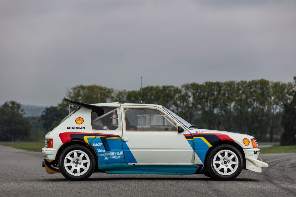 1985 Peugeot 205 Turbo 16 Evolution 2 side profile