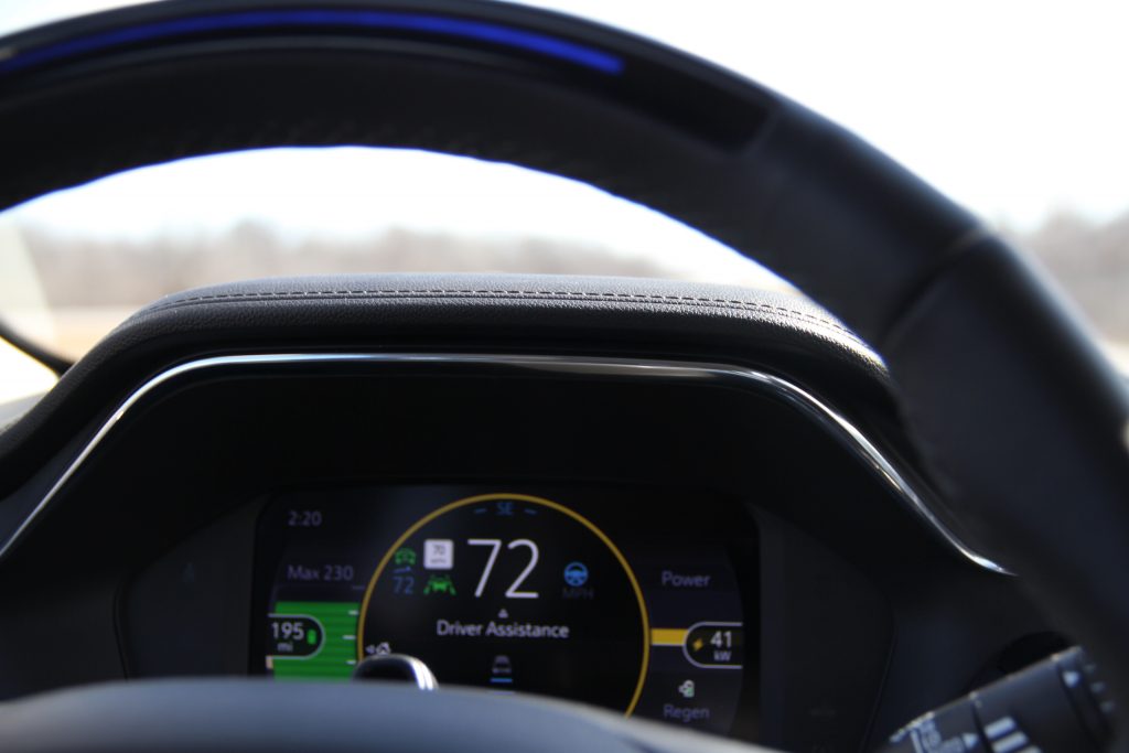 2022 Bolt EUV supercruise dash action