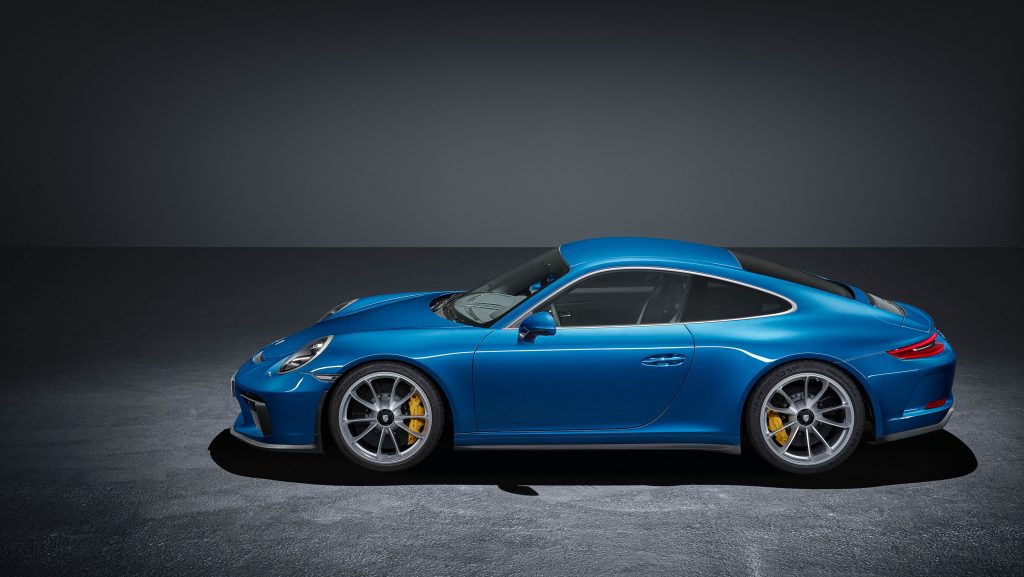 991.2 911 GT3 Touring side profile