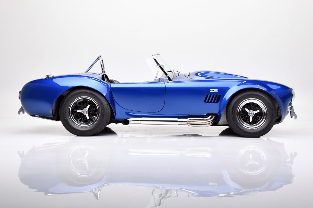 CSX 3015 Shelby Cobra side profile