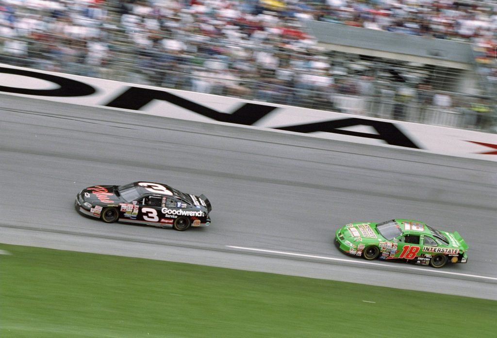 Dale Earnhardt 1998 Daytona Bobby Labonte behind