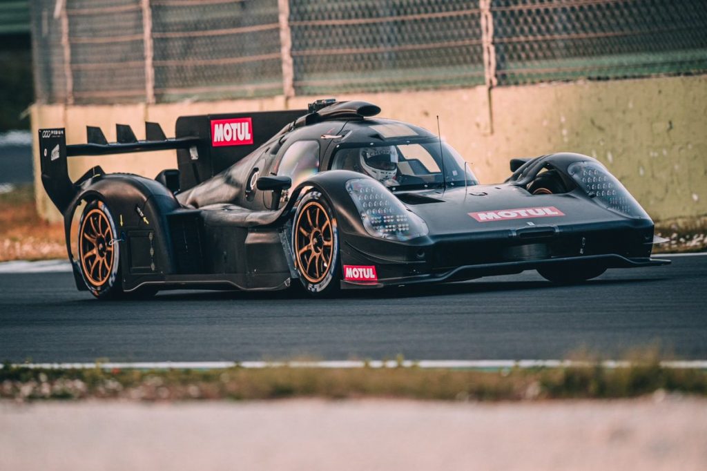 Glickenhaus 007 LMH Romain Dumas testing Vallelunga 2021 on track