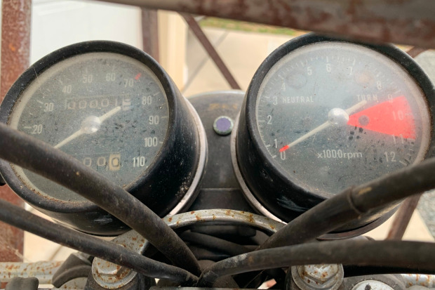 Honda CL360 BaT crate speedo