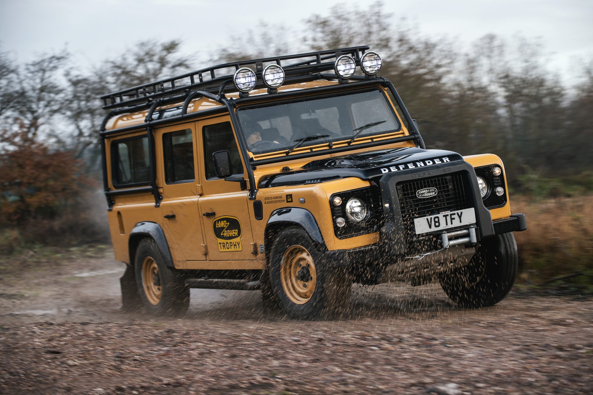 Land rover trophy