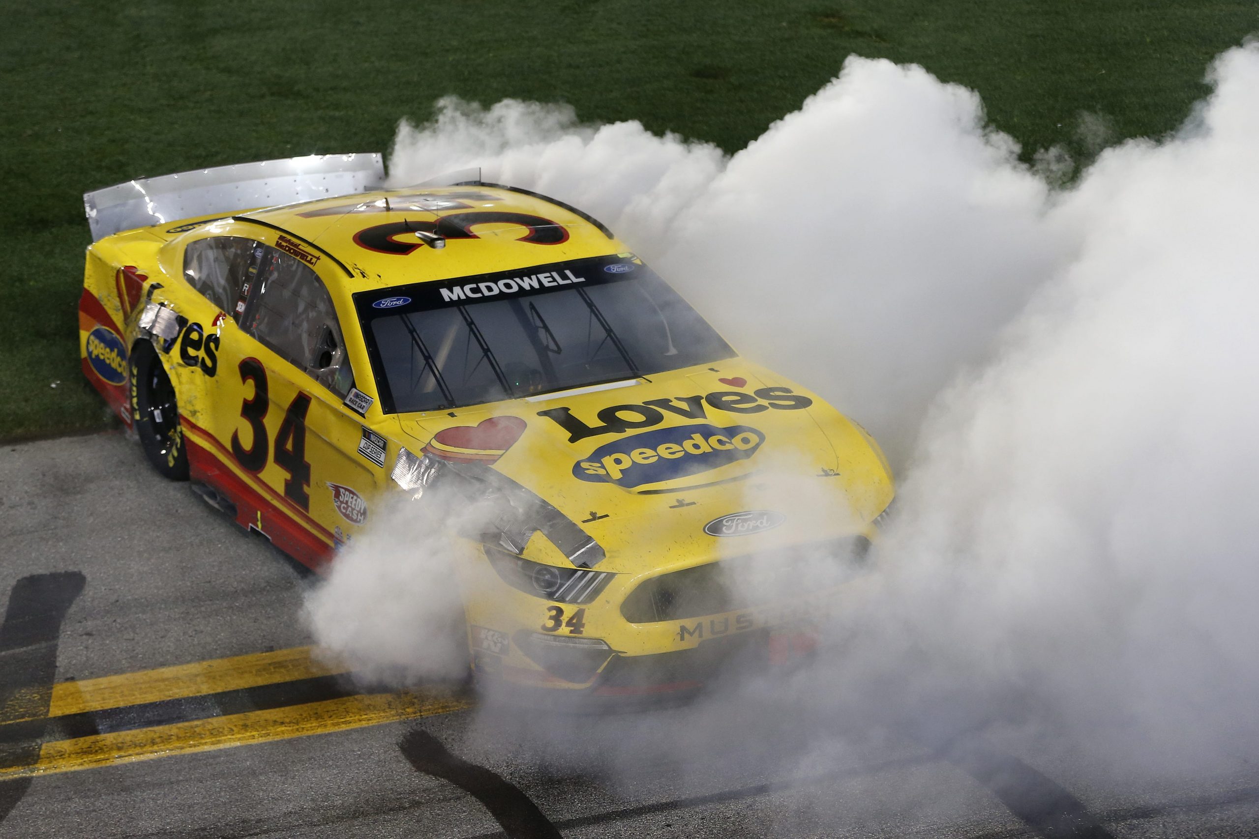 Piston Cup Winners: The Underdogs Who Shook Up The Sport - h1wd6sv