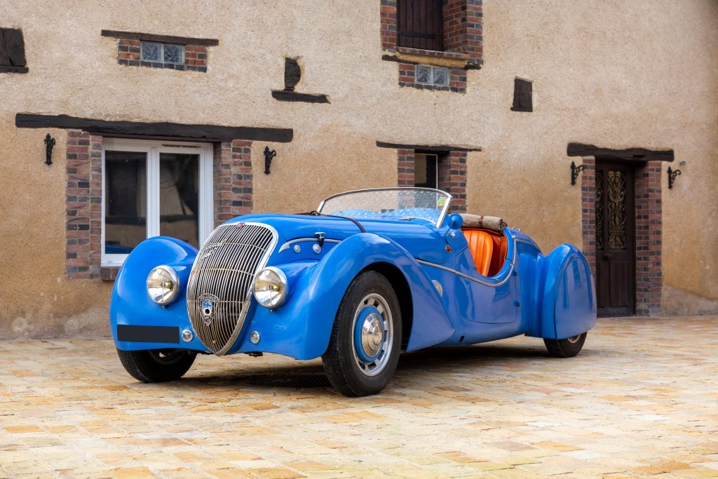 1938 Peugeot 402 front three-quarter