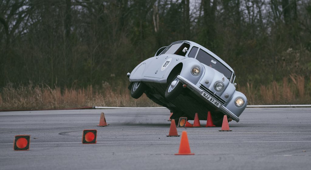 1947 Tatra T87 rollover crash action front