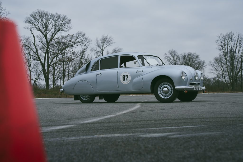 1947 Tatra T87 front three-quarter
