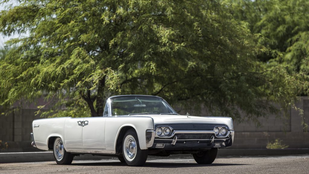 1961 Lincoln Continental front three-quarter