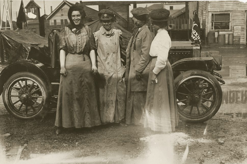 alice ramsey ladies and the maxwell stopped in town