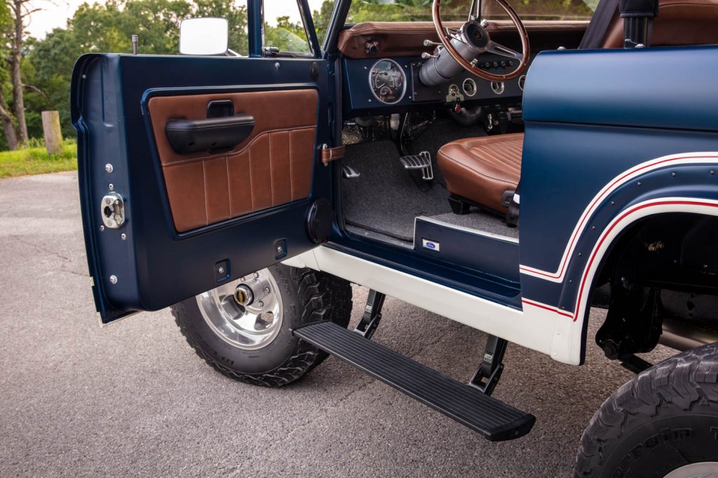 Gateway_Restomod_Bronco door open interior