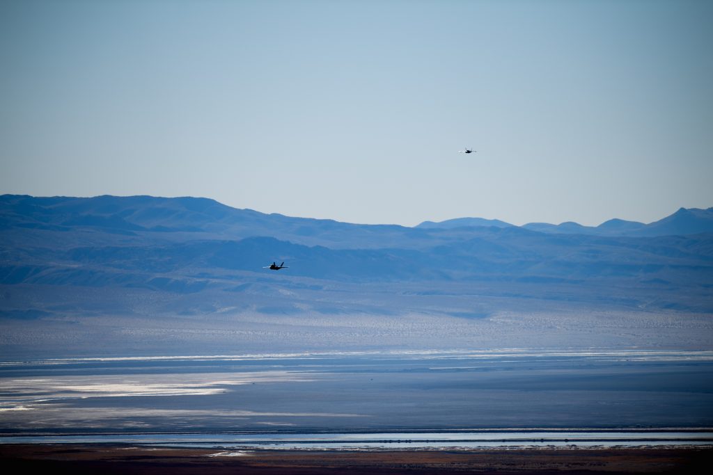 fighter jet low altitude action