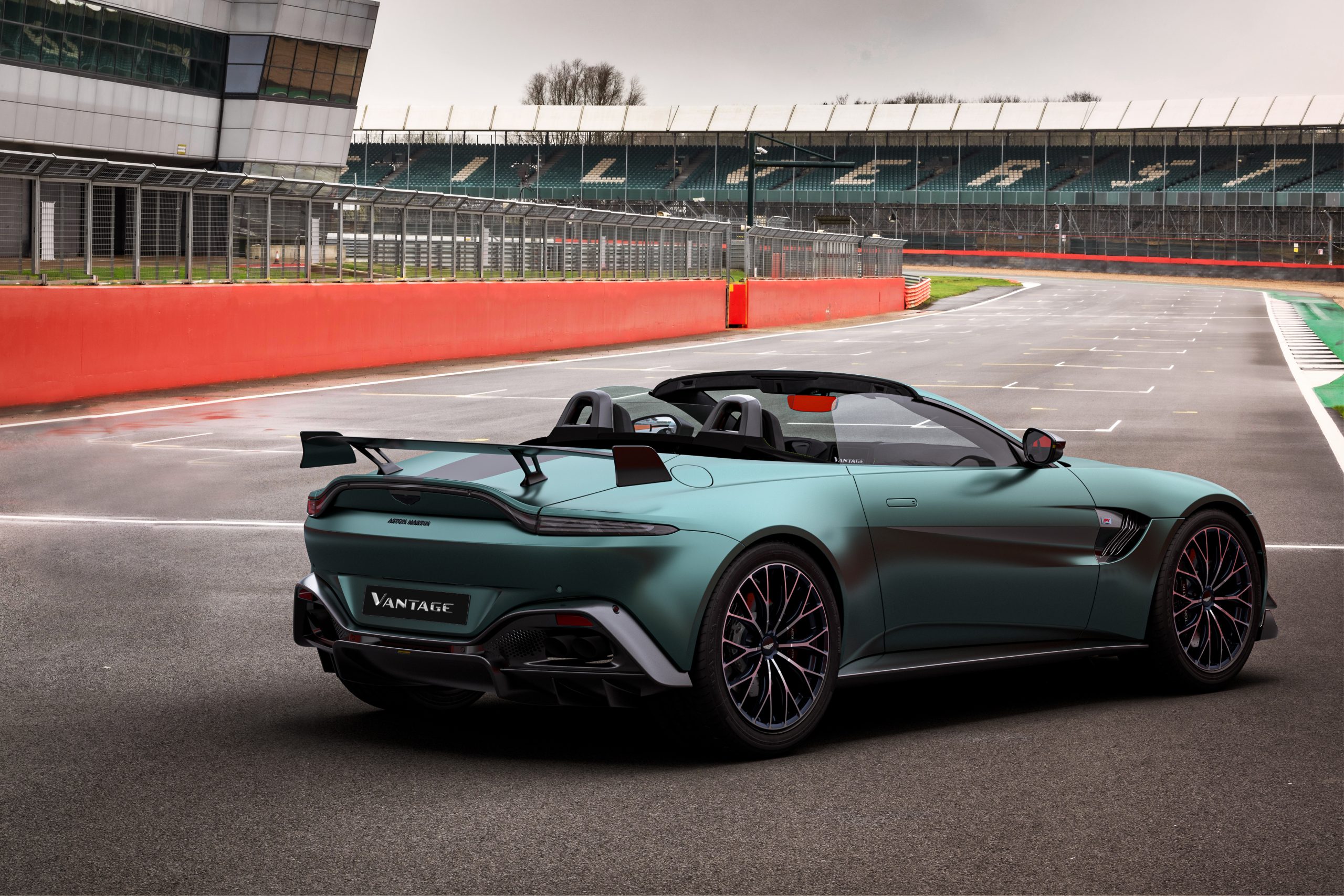 Aston Martin VantageF1®Edition_09