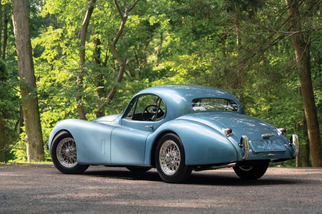 1951-Jaguar-XK-120-Fixed-Head-Coupe rear three-quarter