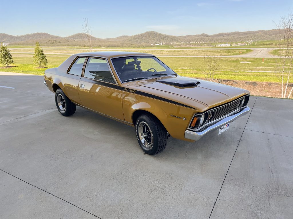 1971-AMC-Hornet-SC front three-quarter