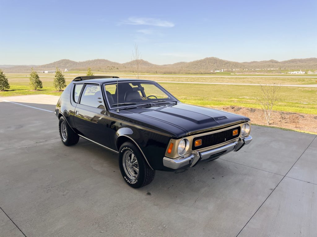 1972-AMC-Gremlin-X front three-quarter